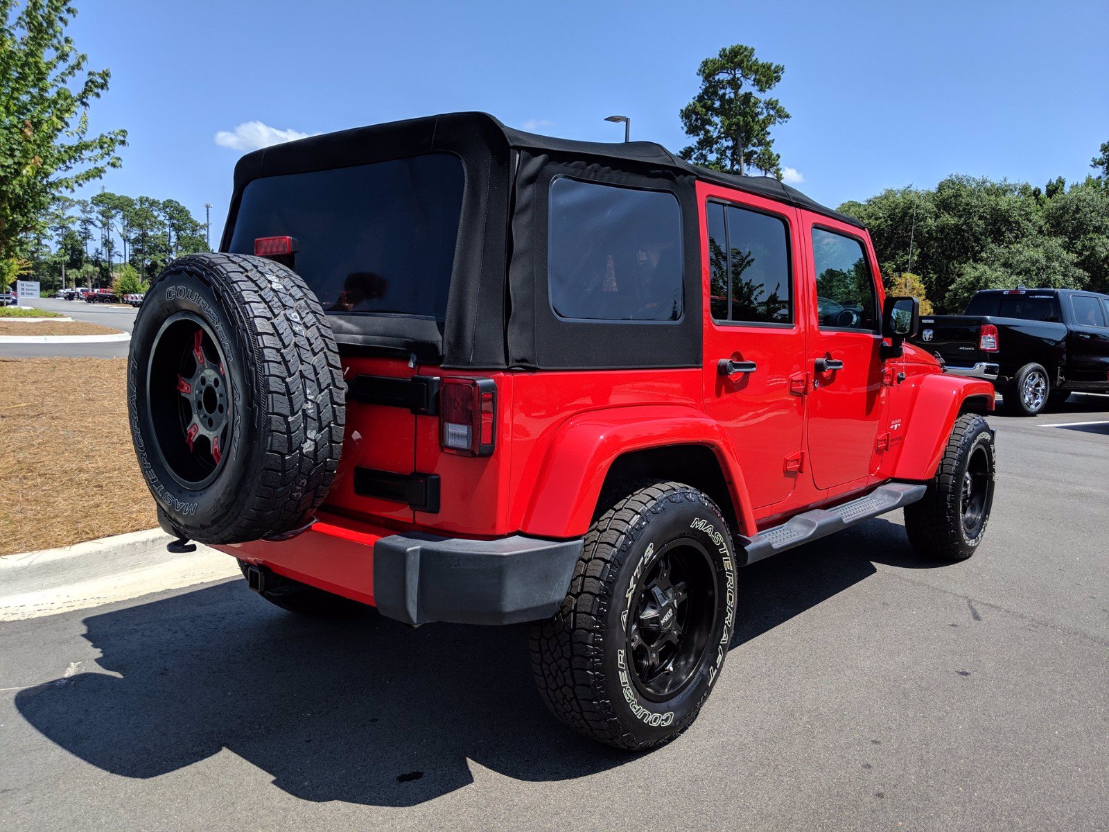 PreOwned 2018 Jeep Wrangler JK Unlimited Sahara