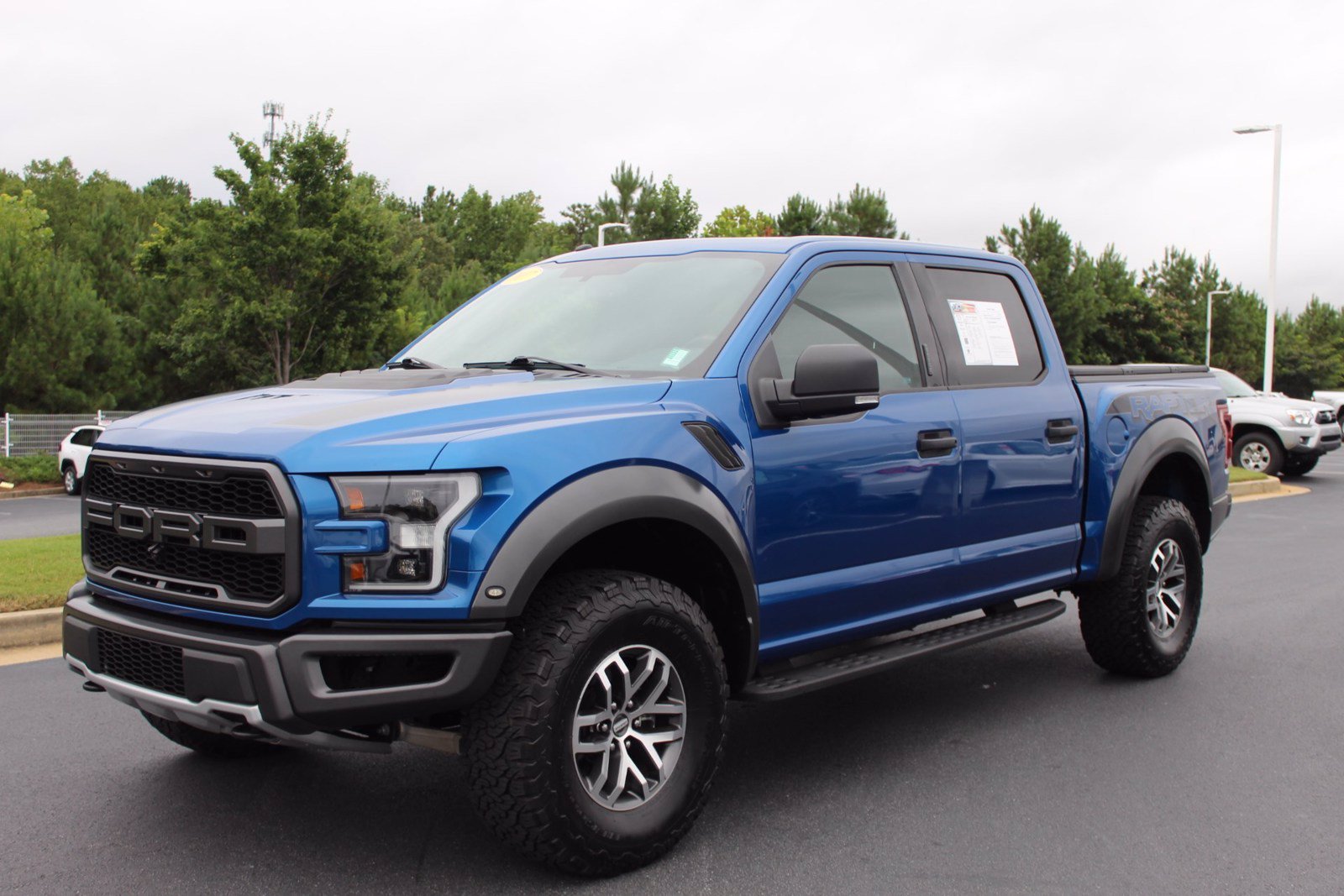 Pre-Owned 2017 Ford F-150 Raptor