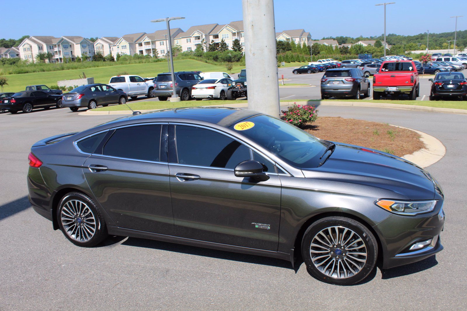 Pre-Owned 2017 Ford Fusion Energi Titanium