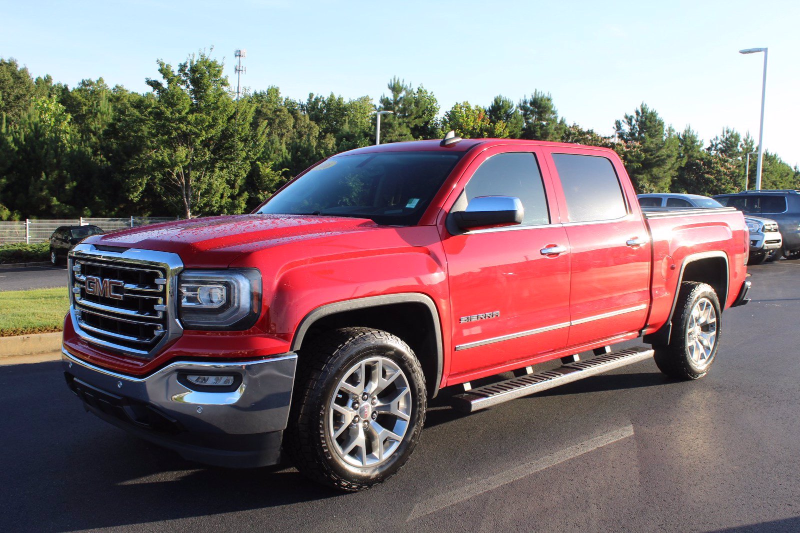 Pre-Owned 2016 GMC Sierra 1500 SLT