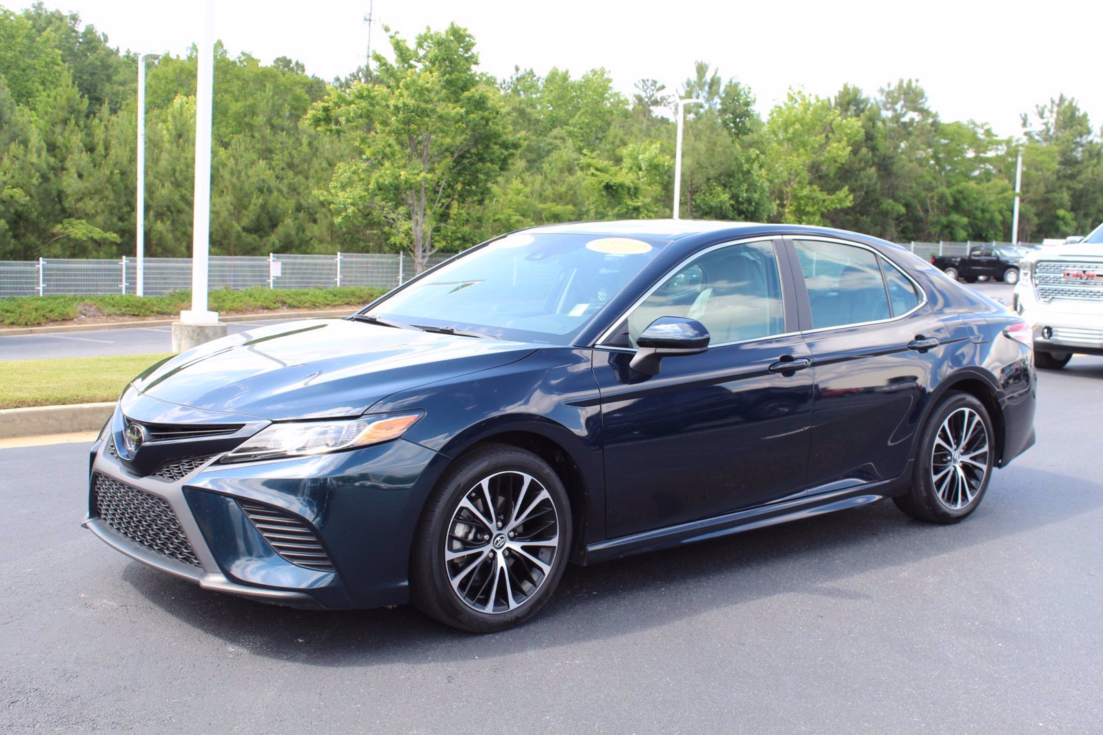 Certified Pre-Owned 2019 Toyota Camry SE