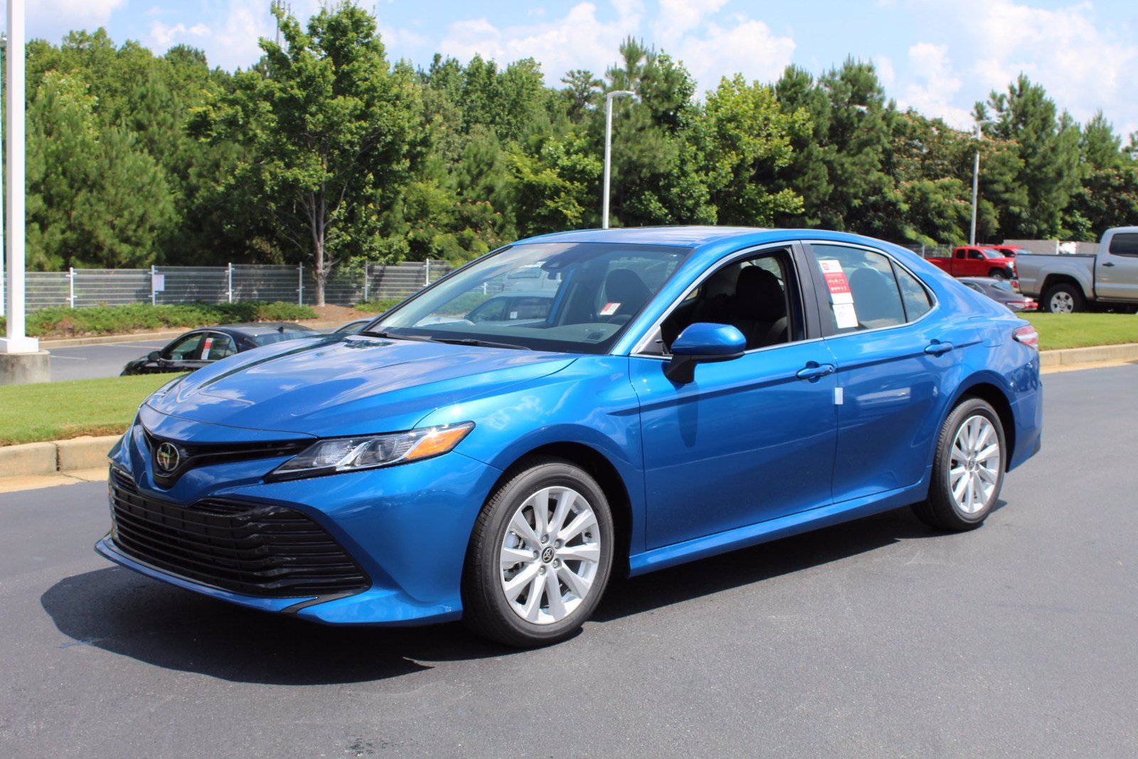 New 2020 Toyota Camry LE