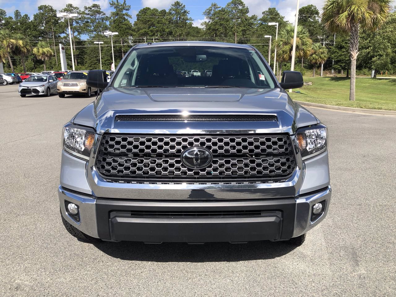 Certified Pre-Owned 2018 Toyota Tundra 2WD SR5 Crewmax
