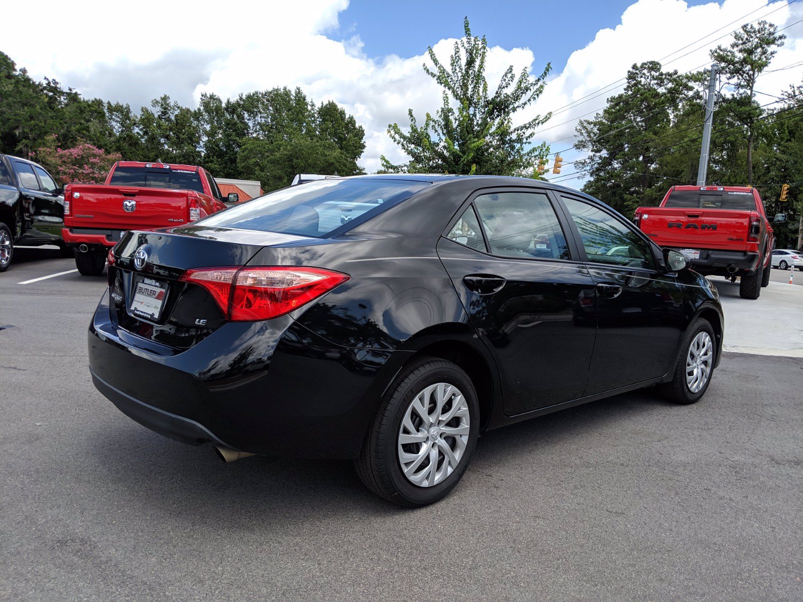 Pre-Owned 2018 Toyota Corolla LE